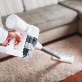Cách Sửa Máy Hút Bụi Cầm Tay Không Chạy ?
