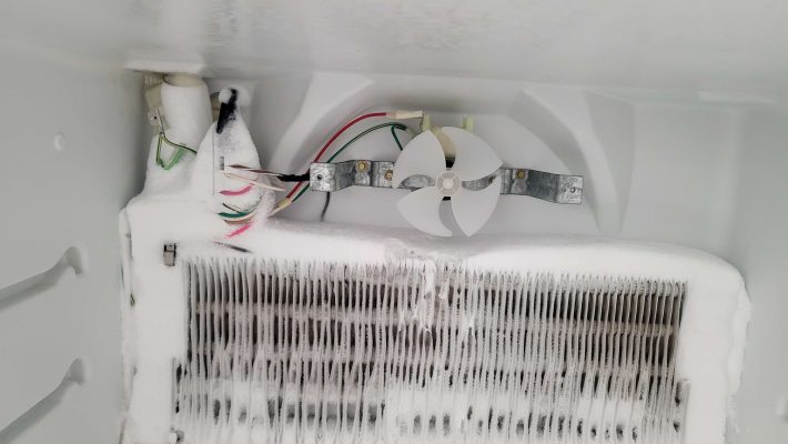 cách sửa tủ lạnh Toshiba không đông đá