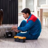 Cách Sửa Tủ Lạnh Hitachi Nháy Đèn 7 Lần (Lỗi F007) Nhanh Chóng, Hiệu Quả